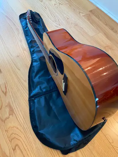 Excellent acoustic guitar, View more