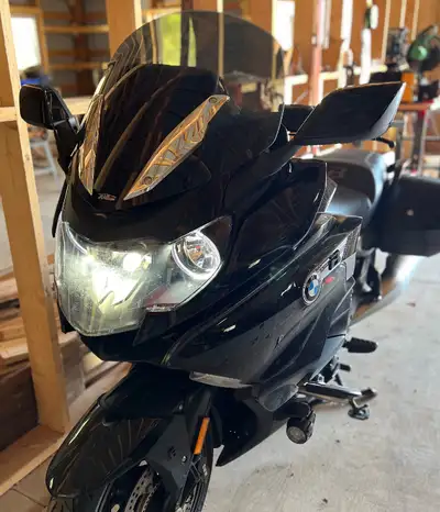 BMW K1600 B 22,500km. Certified on July 9 at Peak Powersports in Barrie. Loaded with every option. R...