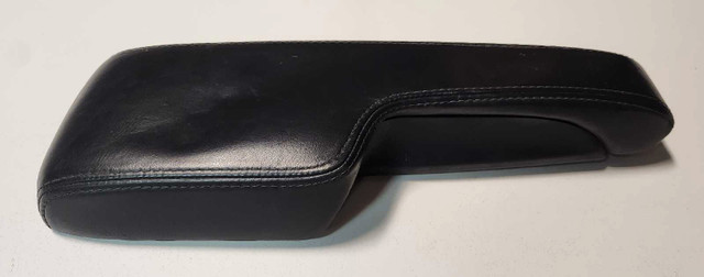 01-05 ACURA 1.7 EL HONDA CIVIC ACCOUDOIR CUIR CONSOL ARMREST dans Autres pièces et accessoires  à Laurentides - Image 2