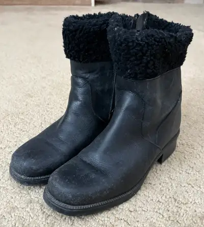 Women’s Boots, View more