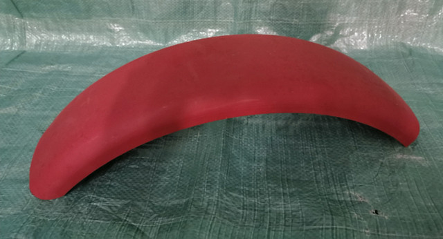 Motorcycle / Bobber Rear Fender in Motorcycle Parts & Accessories in Trenton