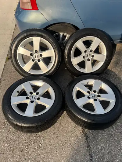Used on 2011 Honda Civic, but you can use on 2006-2025 Honda Civic. Tires have lots of life left! ....