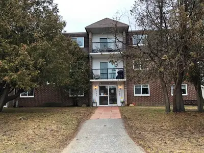 PORT ELGIN - TWO BEDROOM APARTMENT FOR RENT