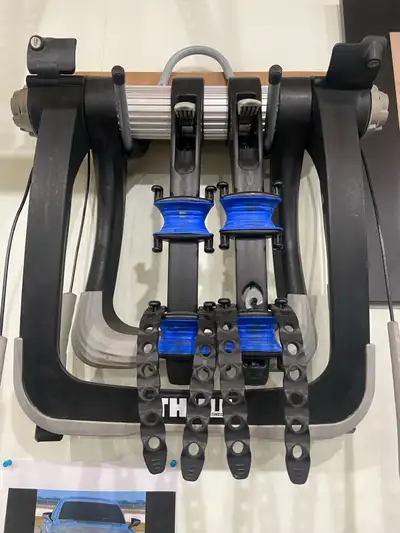 Thule raceway pro with Key Good condition Please text 780 707 8646
