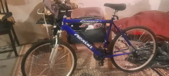 Bicycle454256068794798082