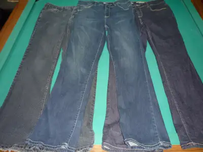 Ladies Jeans - Cleo / Hanna - $5 each or take ALL 3 for $10 !!, View more