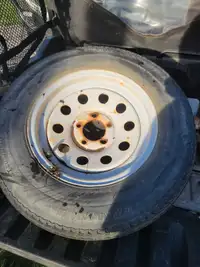 Trailer tire 