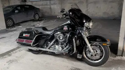 Interested on a straight trade on a good shape, less or similar mileage for a Road King Classic / He...