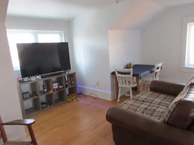 beau 4 ½ 3 étages drummondville