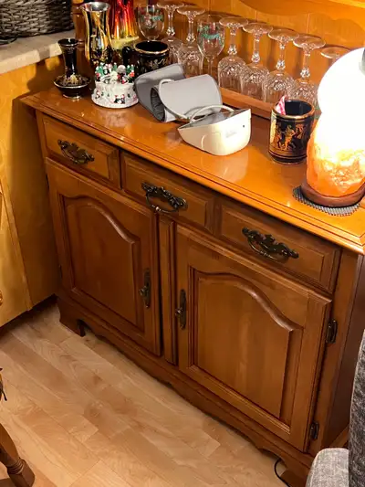 Solid Oak Hutch Set, View more