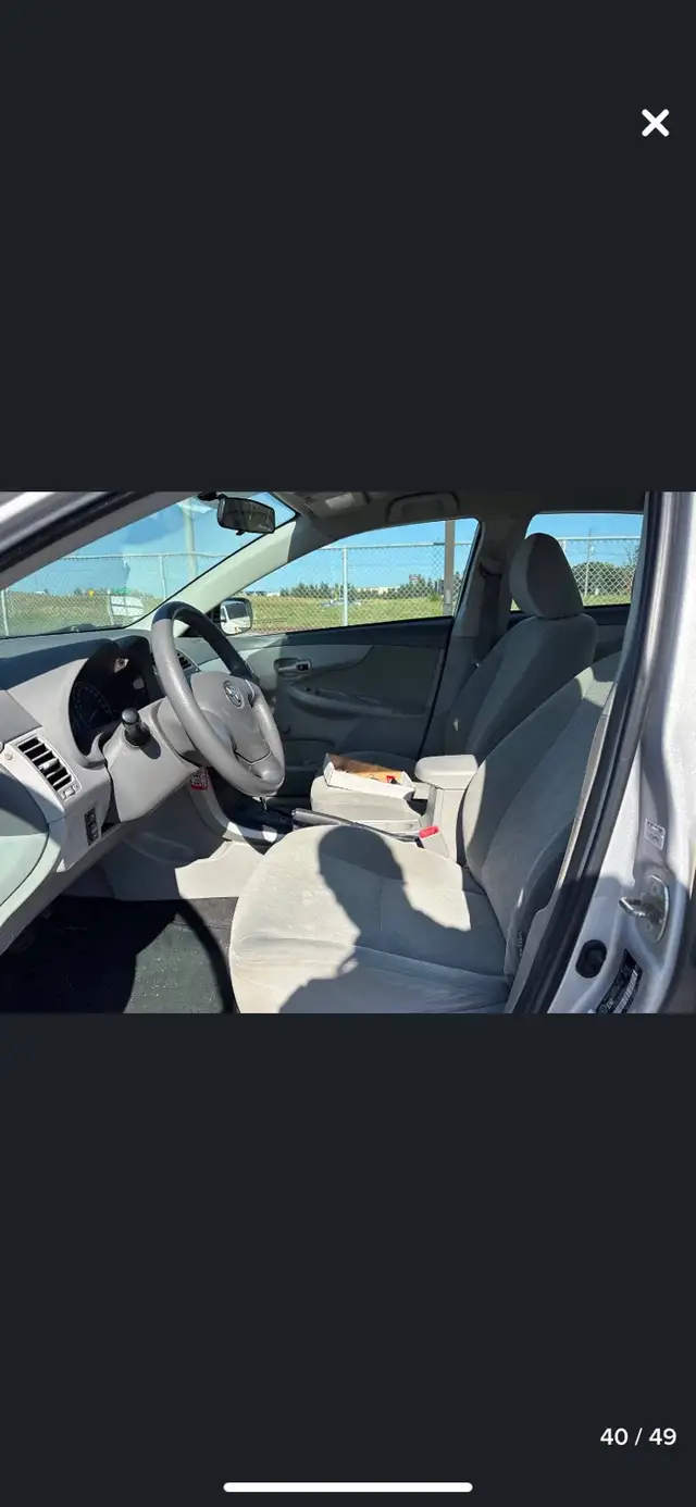 136000 KM Toyota Corolla CE automatic air conditioning no rust63871127475969124