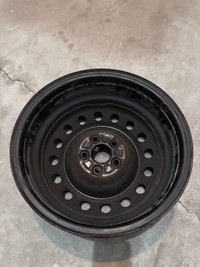 Tyota rim (4 rims) J15x6J Comes with Tire Pressure Monitoring Sy