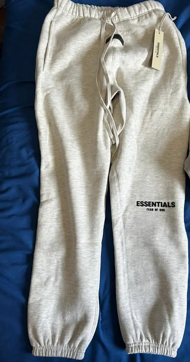 Essentials Tracksuits (check description) in Men's in Oshawa / Durham Region - Image 9