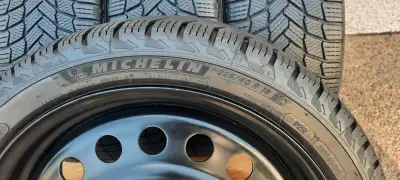 I have for sale a set of 225/40R/18 Michelin X Ice Snow winter tires in excellent condition. Manufac...