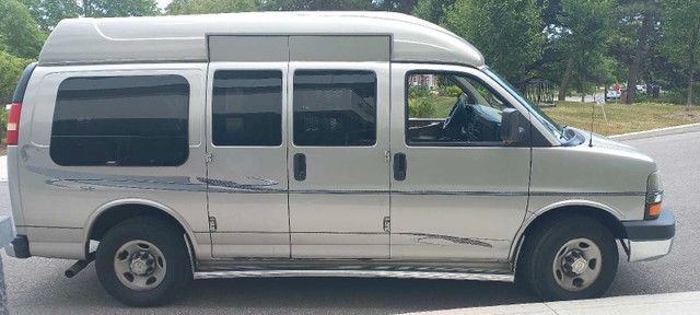 Disability Van in Cars & Trucks in Markham / York Region - Image 2
