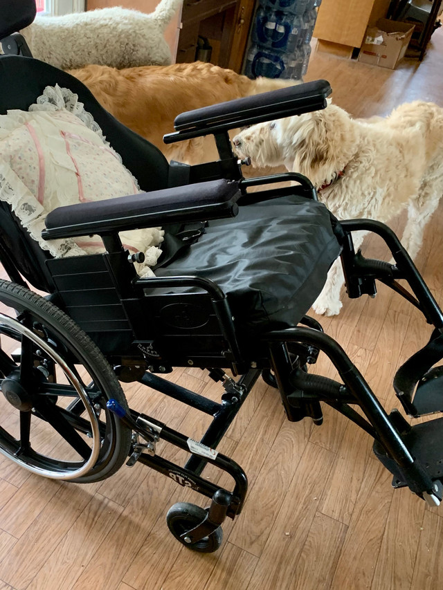 Wheel Chair for Sale dans Santé et besoins spéciaux  à Trenton