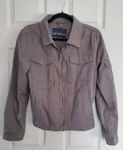 Qty 3 – Women's Spring/Summer Jackets – Small, View more
