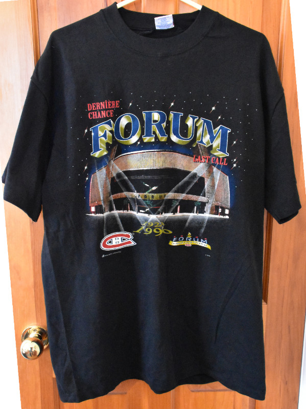 Montreal Canadiens Montreal Forum T-shirt in Arts & Collectibles in Ottawa