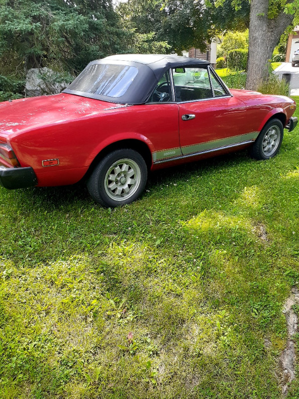 1983 Fiat Spider Automatic in Classic Cars in Mississauga / Peel Region - Image 3