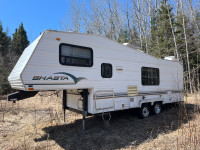 Camper trailer 