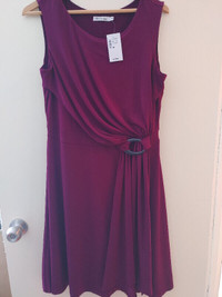 Women's size medium dress. Dark pink/purple