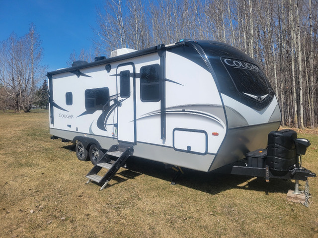 2022 Keystone Cougar 22MLS travel trailer in Travel Trailers & Campers in Strathcona County - Image 2