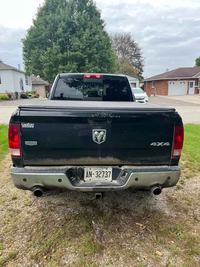 2011 Ram 1500 Laramie 4x4570156170022768643