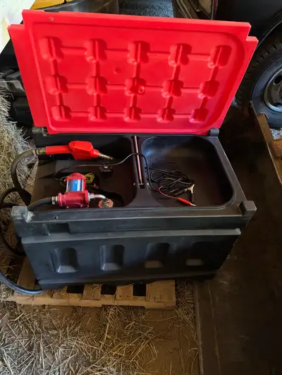 Polymer tidy tank for diesel and gas. Has only been used a couple of times for gas. Upgraded higher...