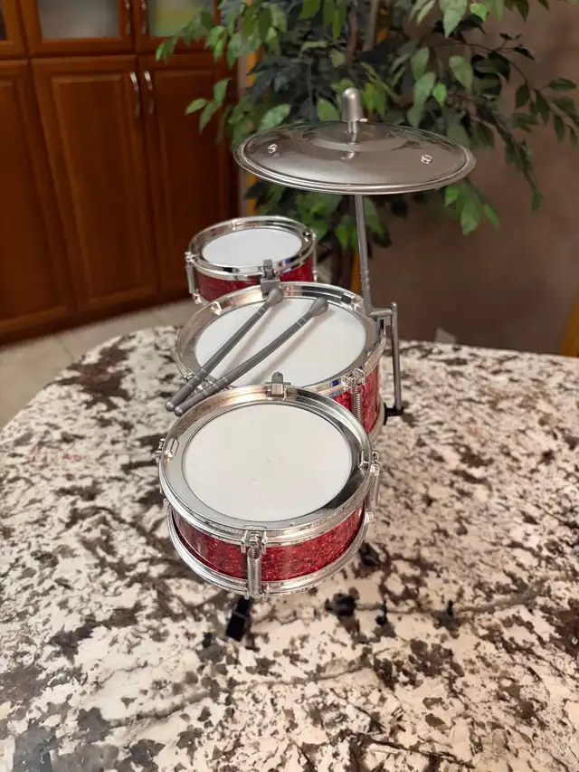 Desktop/Tabletop Drum Set - Playable in Toys & Games in Saskatoon - Image 6
