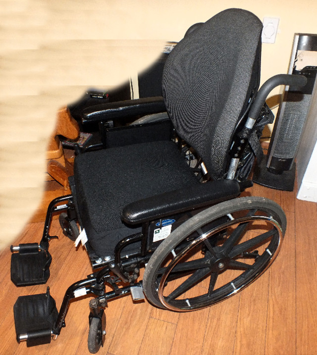 Invacare MatrX Elite WheelChair in Health & Special Needs in St. Catharines