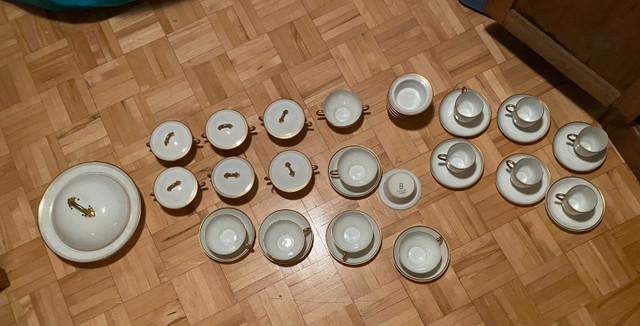Vaisselle porcelaine de Limoges  dans Art et objets de collection  à Trois-Rivières