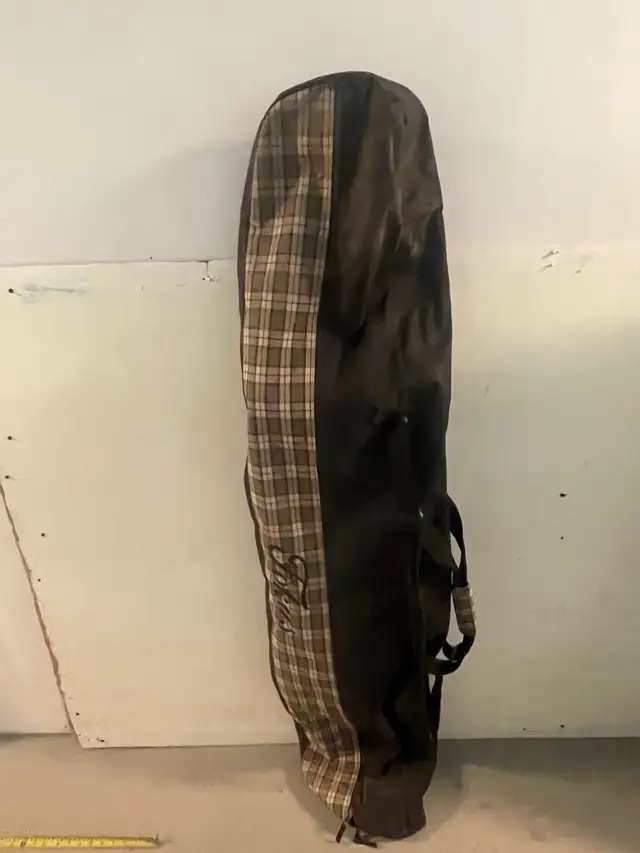 Burton Snowboard in Snowboard in City of Montréal - Image 6