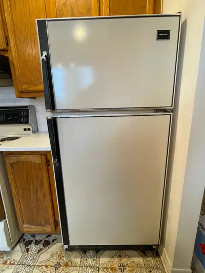 Réfrégérateur Moffat, View more