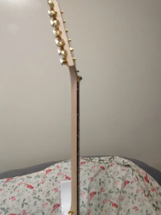 Custom Ibanez JEM Jr/PIA Hybrid in Guitars in Vancouver - Image 5