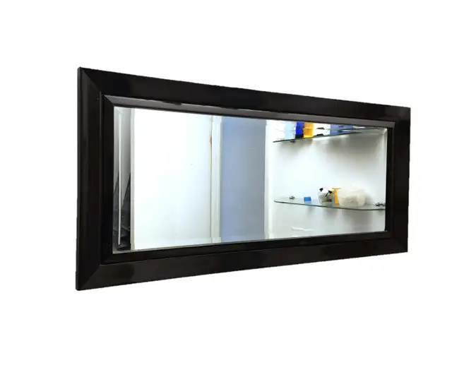 USED-Wall mounted 41.5"X19.5" mirror-3" wooden frame all around in Home Décor & Accents in Mississauga / Peel Region - Image 2