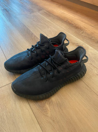 Men's Sneakers - ADIDAS Yeezy Boost 350 V2 - Size 9