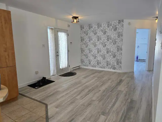 Condo 4½ à louer entièrement rénové – Sainte-Catherine