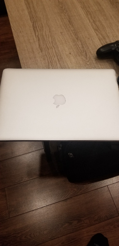 Macbook Pro 2015 (Model: A1398) dans Portables  à Laval/Rive Nord - Image 2