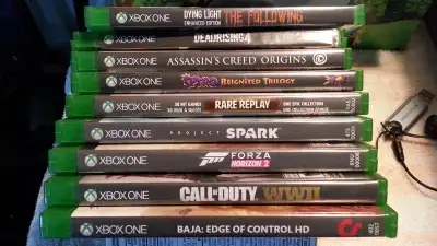 9 jeux XBox One en bon état, View more