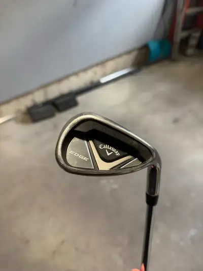 Callaway Edge Pitching Wedge, View more
