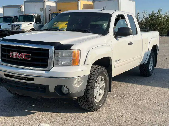 2011 GMC Sierra 1500 SLE 5.3L V8 | Alberta Active | $6,500