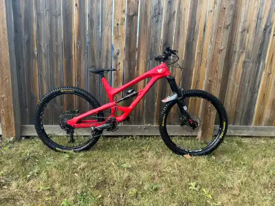 2019 YT Capra CF Pro XXL, View more