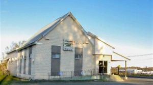 BUILDING FOR SALE OR LEASE IN EXCELLENT LOCATION AT LINCOLN ROAD in Commercial & Office Space for Sale in Fredericton
