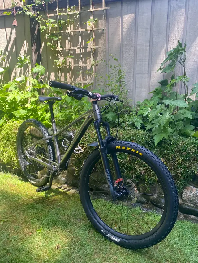2023 Giant hardtail in Mountain in Delta/Surrey/Langley - Image 2