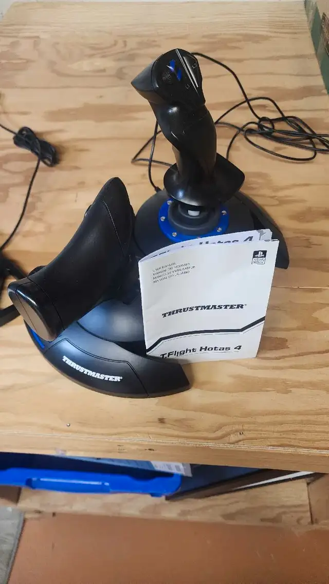 Thrustmaster Hotas 4 and an Extreme 3D Pro Joysticks63815757485953121
