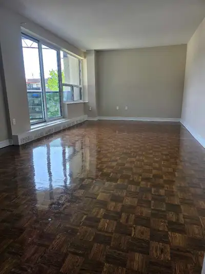 Living Room For Rent. We provide curtains/room divider for privacy. Store room to store your luggage...