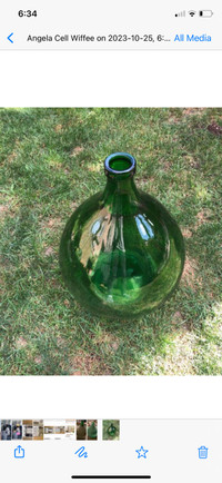 Wine damijan/ vase decor item 