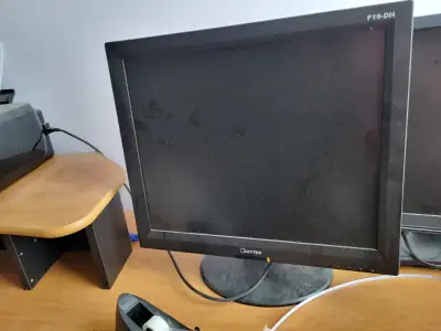 Computer monitor  17in, View more