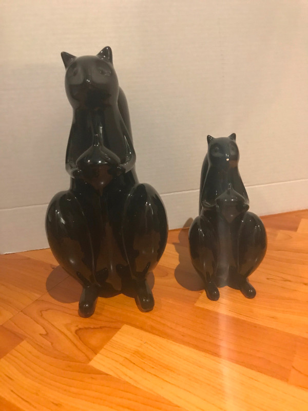 Squirrel Statues in Arts & Collectibles in Burnaby/New Westminster - Image 2