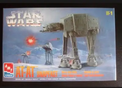1997 VINTAGE Star Wars AT-AT Snapfast Model kit Wind up Action , View more